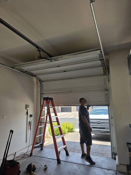 The Best Security Features to Include in Your New Garage Door Build